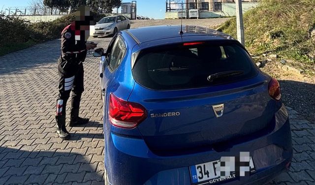 Dilovası’nda Güvenli Okul Uygulaması’nda 3 aranan şahıs yakalandı