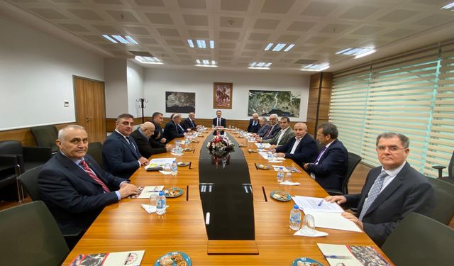 Gebze Güzeller OSB Müteşebbis Heyet Toplantısı Vali İlhami Aktaş başkanlığında gerçekleşti