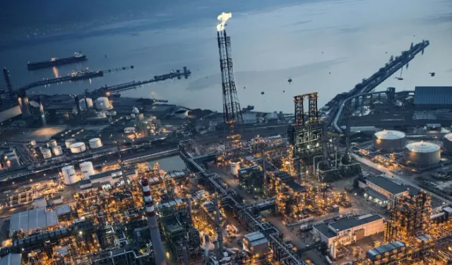 TÜPRAŞ’ta alevlenme kontrol altına alındı