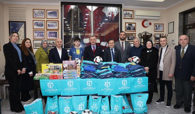 Büyükakın Balkanlar’da soydaşlarla iftar sofrasında