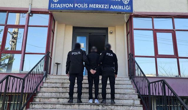 Darıca’da cinsel saldırı suçundan aranan şahıs yakalandı