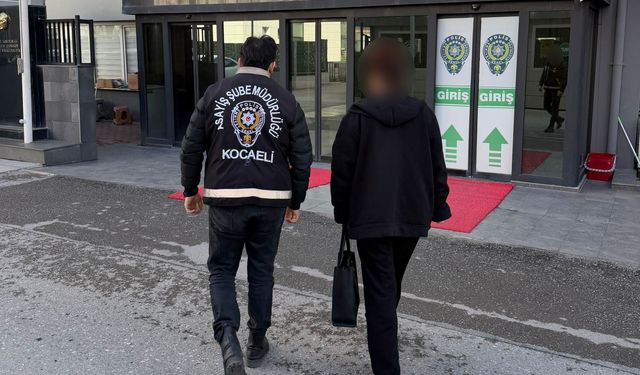 Dolandırıcılıktan 4 yıl 2 ay hapis cezası bulunan şahıs Gebze’de yakalandı