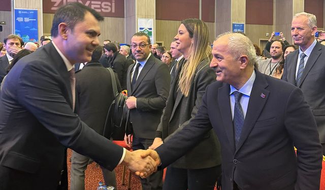 Başkan Büyükgöz, 1. Uluslararası Kentsel Dönüşüm Zirvesi’ne katıldı