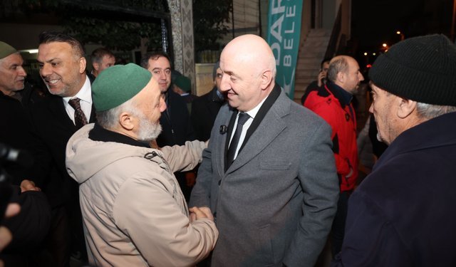 Darıca’da ramazan bereketi sokaklara taşıyor