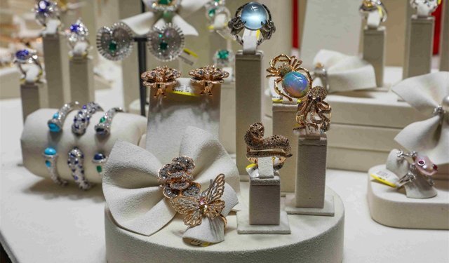 Dünya mücevher sektörü İstanbul’da buluşuyor