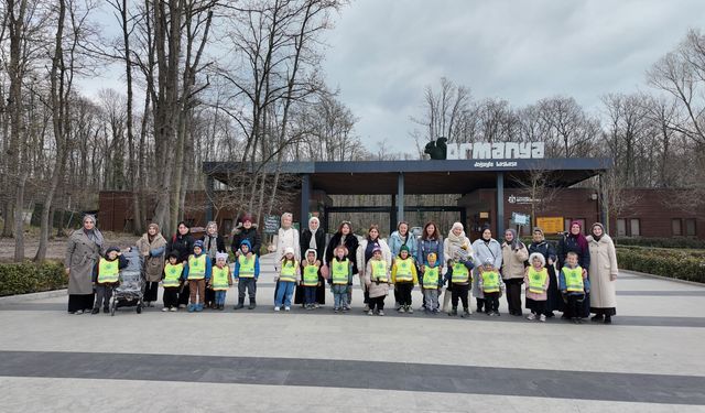 Lokomotif’in minikleri Ormanya’da doğayı keşfetti