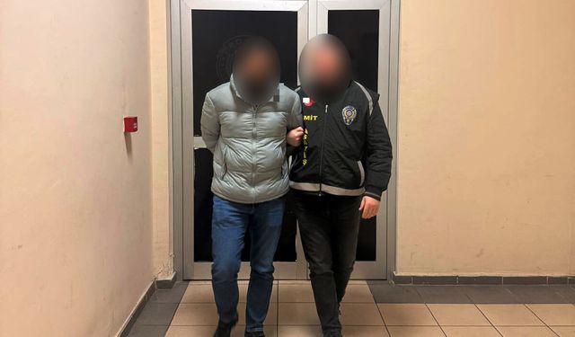 Parada sahtecilik suçundan 4 yıl hapis cezası olan şahıs yakalandı