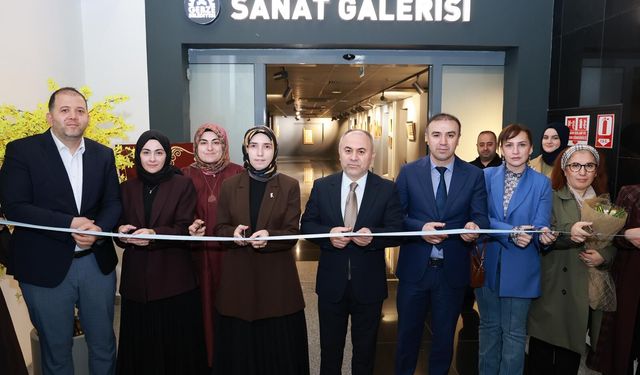 Gebze Belediyesi’nin Türk-İslam Sanatları’nın İzinde sergisi açıldı