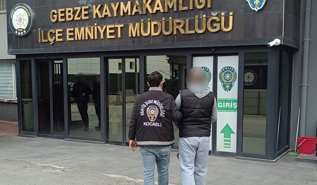 Cezaevine yasak eşya sokmaktan 4 yıl cezası olan şahıs Gebze’de yakalandı
