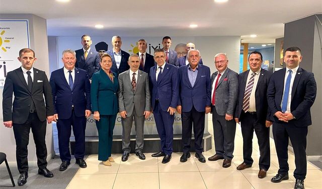 Yasin Öztürk Kocaeli teşkilatıyla bir araya geldi