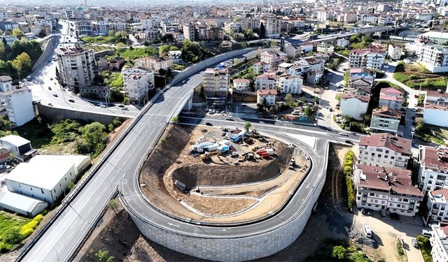 Gebze trafiğine köprülü kavşak müdahalesi