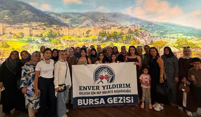 Enver Yıldırım’dan Dilovası’ndaki bayanlara Bursa gezisi