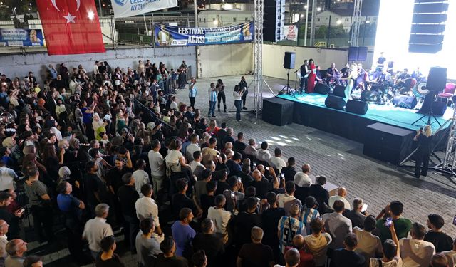 Diliskelesi Festivali’ne binlerce kişi akın etti