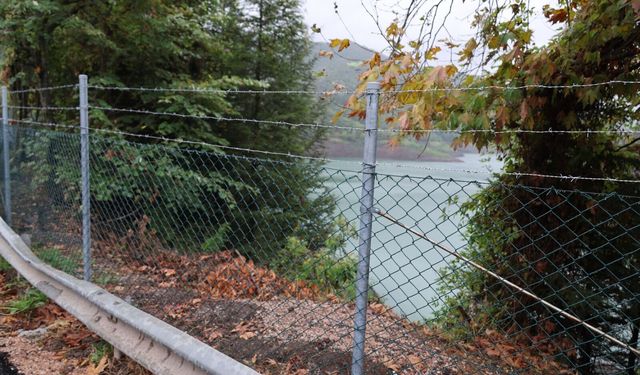 İSU, baraj çevrelerine 7 kilometreye yakın koruma çiti yapıyor