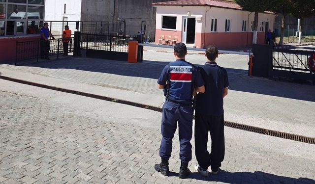 Bina içinden eşya çalan şahıs Jandarma tarafından yakalandı