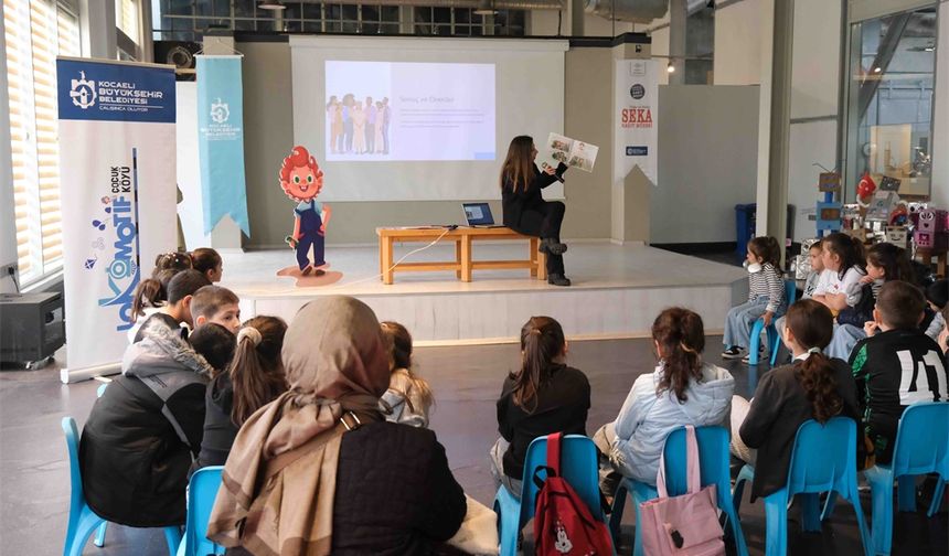 Bu sergide Türkçe’nin zenginlikleri anlatılıyor