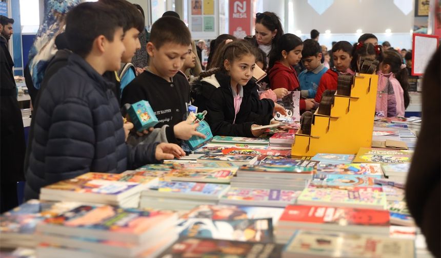 Darıca Kitap Fuarı dördüncü kez kitapseverlerle buluştu