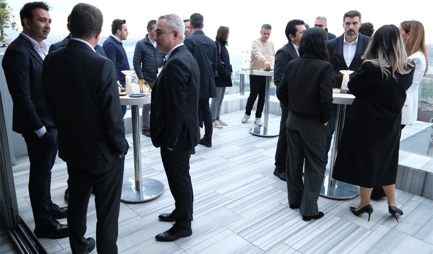 Antalya’nın yeni ikonu Fenix Center, İstanbul’da iş ortaklarıyla bir araya geldi