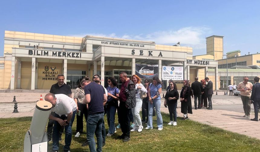 Kocaeli Bilim Merkezi’nde gökyüzünün sırlarını keşfettiler
