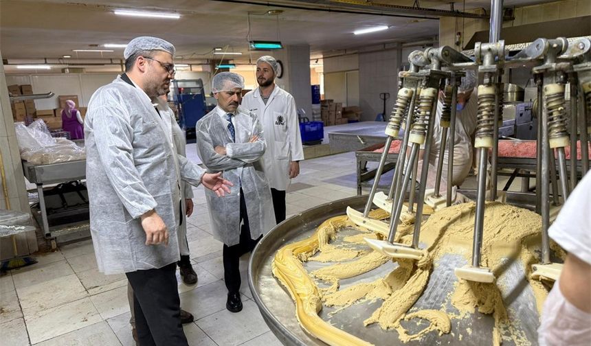 Vali İlhami Aktaş, pişmaniye üreticilerini ziyaret etti