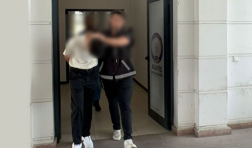 Kendisini polis olarak tanıtıp dolandırıcılık yapmış