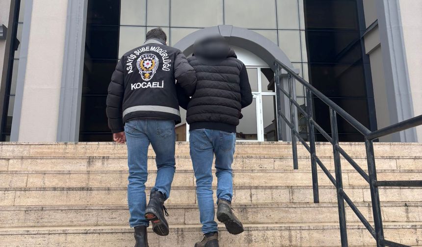 Bina içinden hırsızlık suçundan 6 yıl 3 ay hapis cezasıyla aranan şahıs Çayırova’da yakalandı