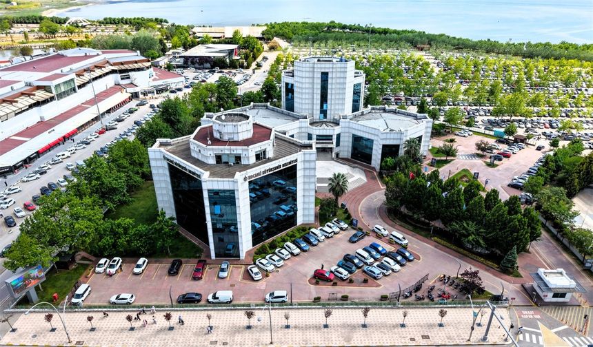 Başvuran her şehit ve gazi çocuğuna burs