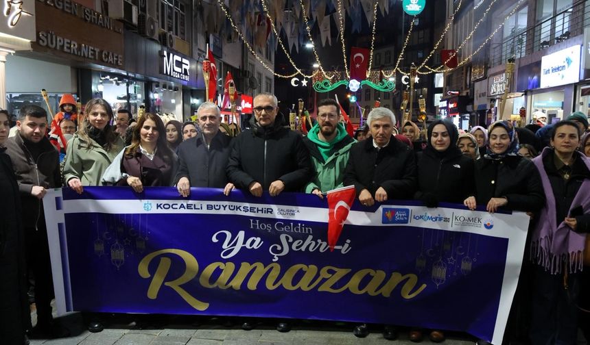 Ramazan sevinci Gebze’de meydanlara taştı