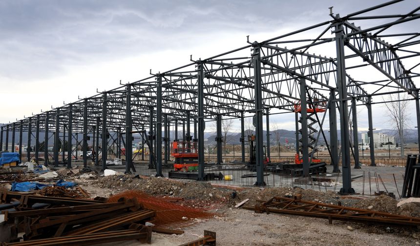 İtfaiye Depo Binası’nda ilerleme yüzde 70