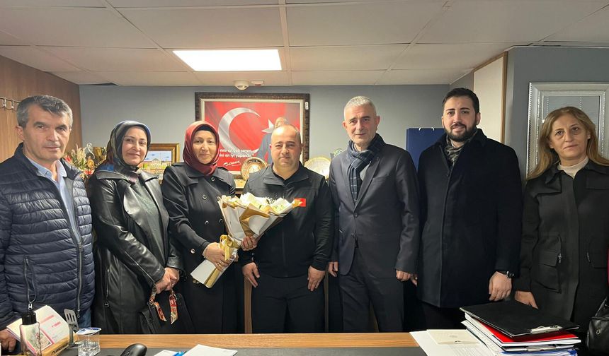 AK Parti Gebze’den sosyal hizmet birimlerine seri ziyaret