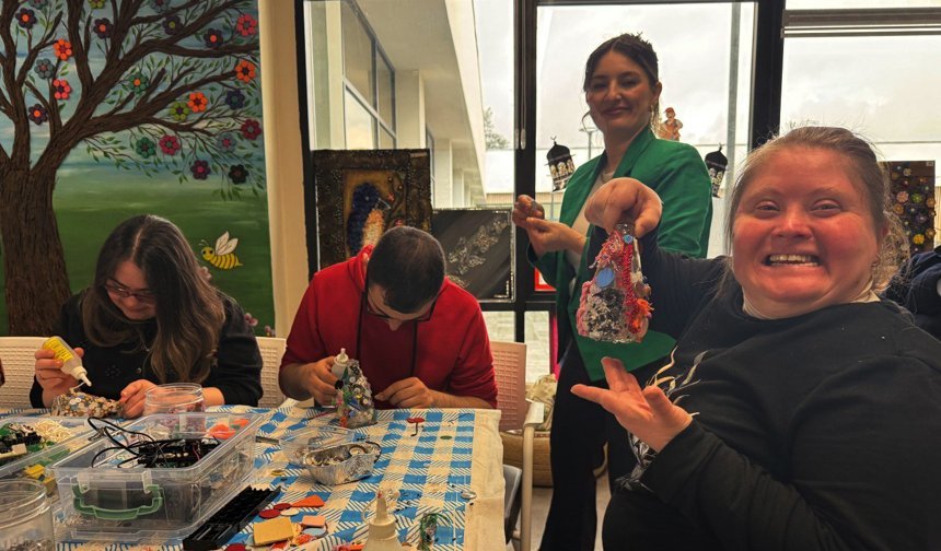 Cam atıklar, Gonca’da sanata dönüştü