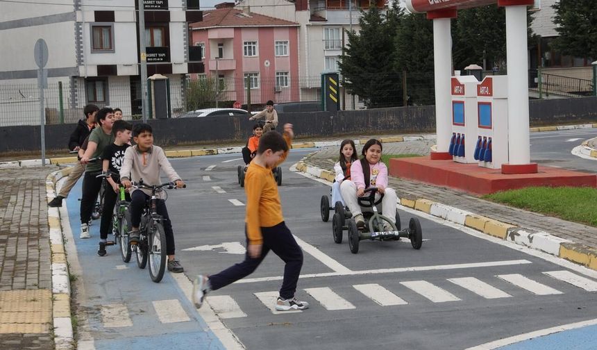 Darıca’da trafik bilinci küçük yaşta kazandırılıyor