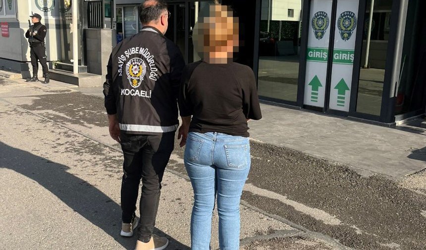 Nitelikli dolandırıcılık suçundan aranan şahıs Gebze’de yakalandı