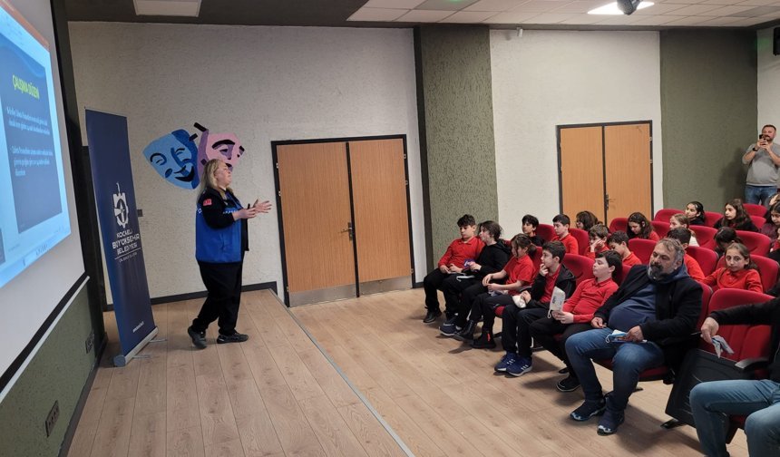 Zabıta okullarda bilinçli tüketici eğitimi veriyor