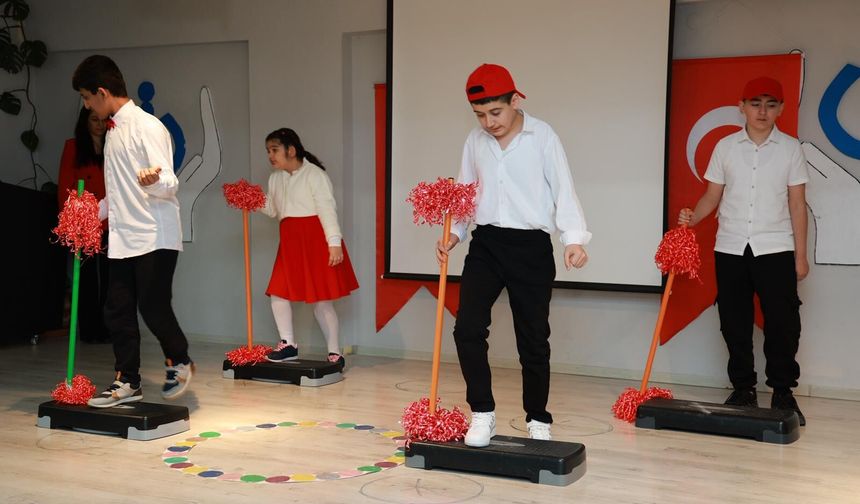 Gebze’de otizm farkındalığına anlamlı program