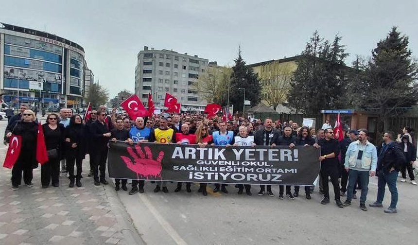 Öğretmenlerden, öğrenci velilerine çağrı