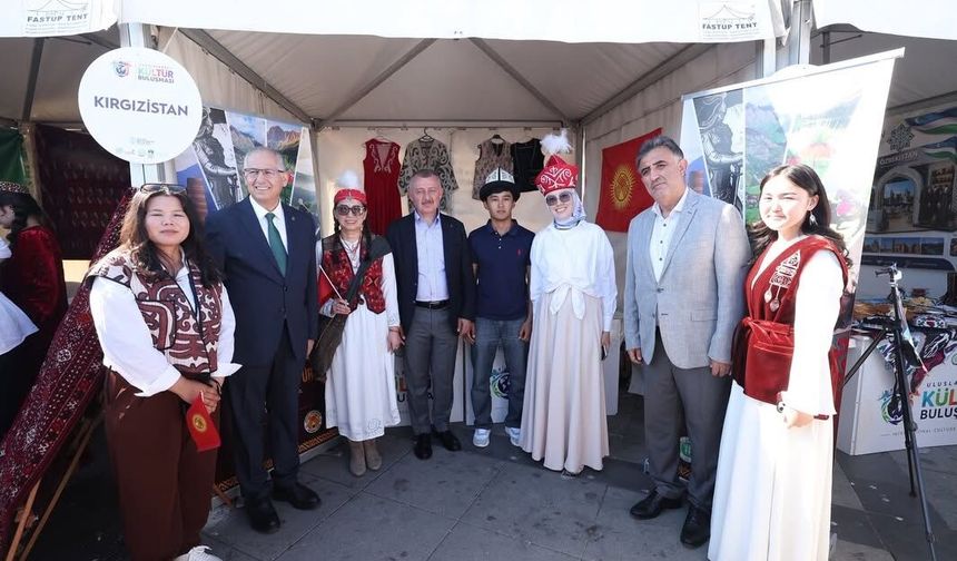 Başkan Büyükakın: Kocaeli öğrenci dostu bir şehir oldu