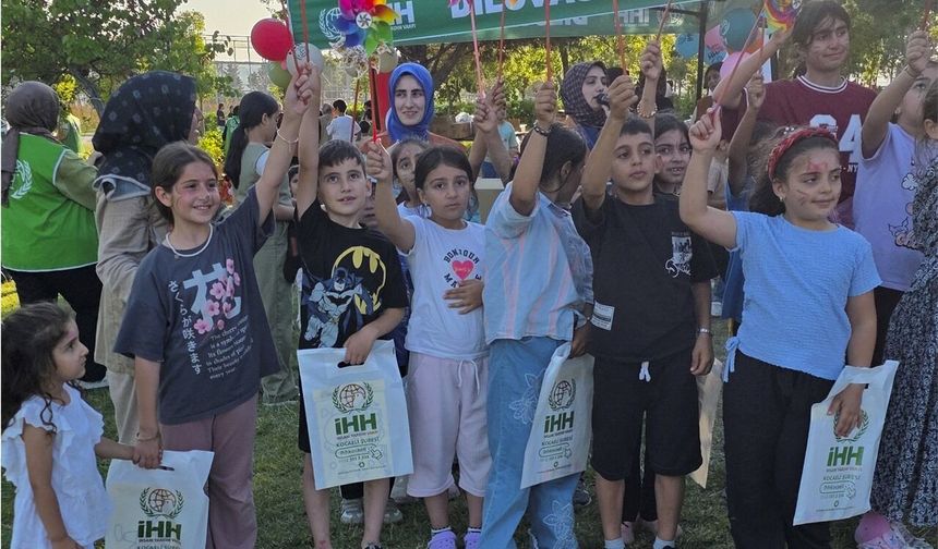 İHH Dilovası'ndan karne şenliği