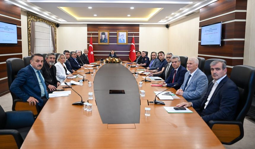 YKS Koordinasyon Toplantısı Vali Aktaş başkanlığında yapıldı