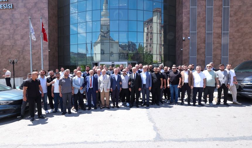 Galericiler, site taleplerini Başkan Büyükakın‘a iletti