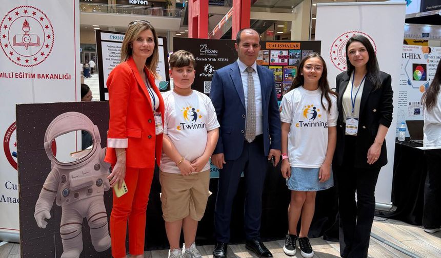 Türkiye-Romanya ortaklığındaki Uzay Projesi Gebze’de ilgi odağı oldu
