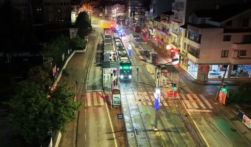 Akçaray’da çift dizi tramvayla yeni ulaşım dönemi