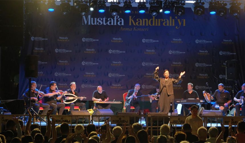 Mustafa Kandıralı eserleriyle anıldı