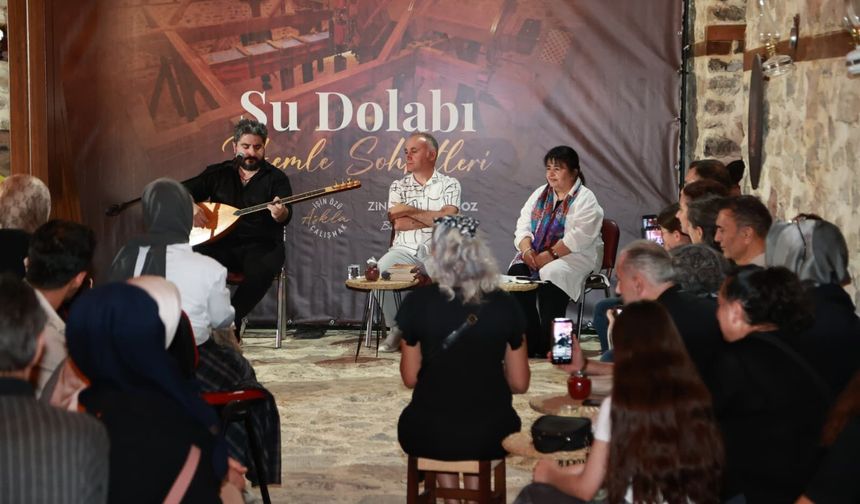Tarihi Su Dolabı’nda Neşet Ertaş türküleri yankılandı