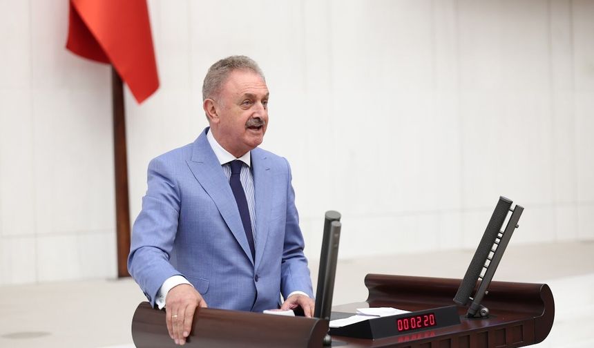 Çiler'den elektrik kesintilerine tepki: Kocaeli karanlığı değil, hizmeti hak ediyor