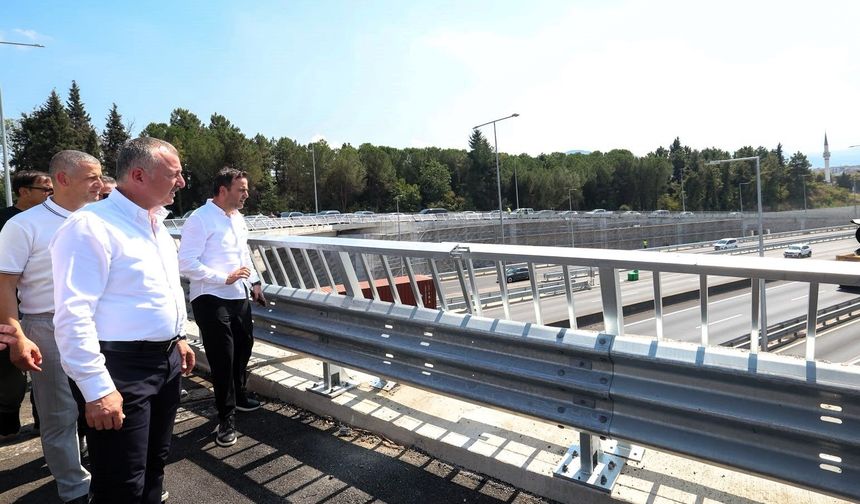 Başkan Büyükakın, Başiskele Kavşağı’nı yerinde inceledi