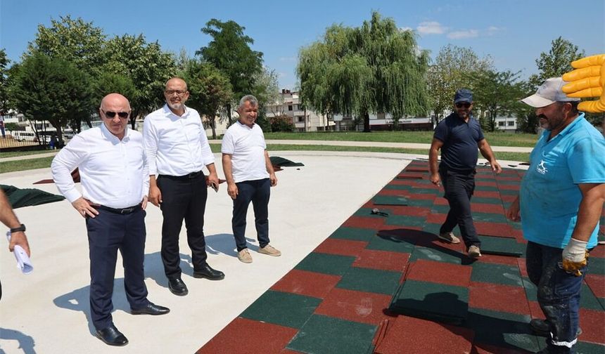 Darıca’da parklar ve yeşil alanlar baştan sona yenileniyor