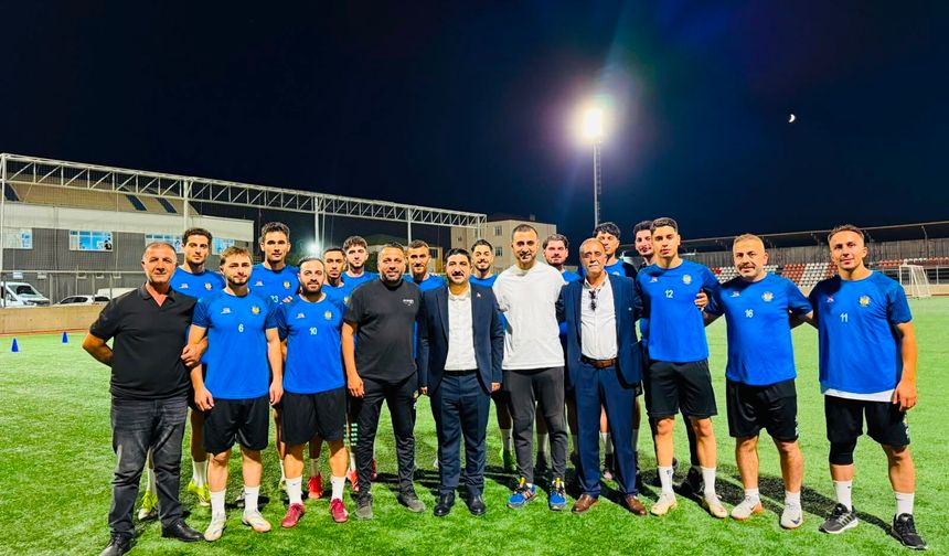 Enver Yıldırım’dan, Dilovasıspor ve Ovagücü Spor’a moral ziyareti