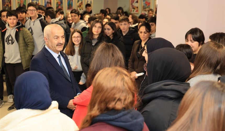 Gebze Belediyesi’nin üniversite eğitim desteği için başvurular başladı