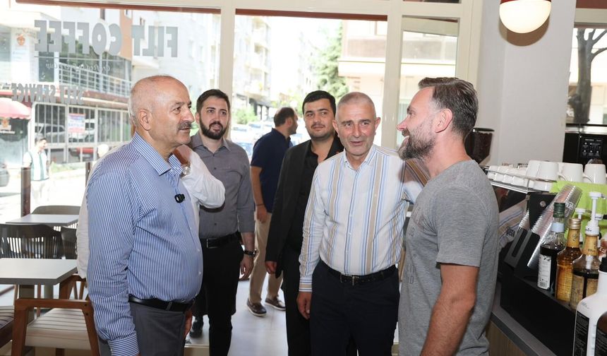 Ak Parti Gebze Sahada kapsamında 5 başkan bir arada esnafla buluştu